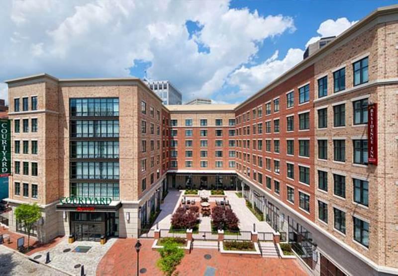 Готель Courtyard By Marriott Richmond Downtown Екстер'єр фото