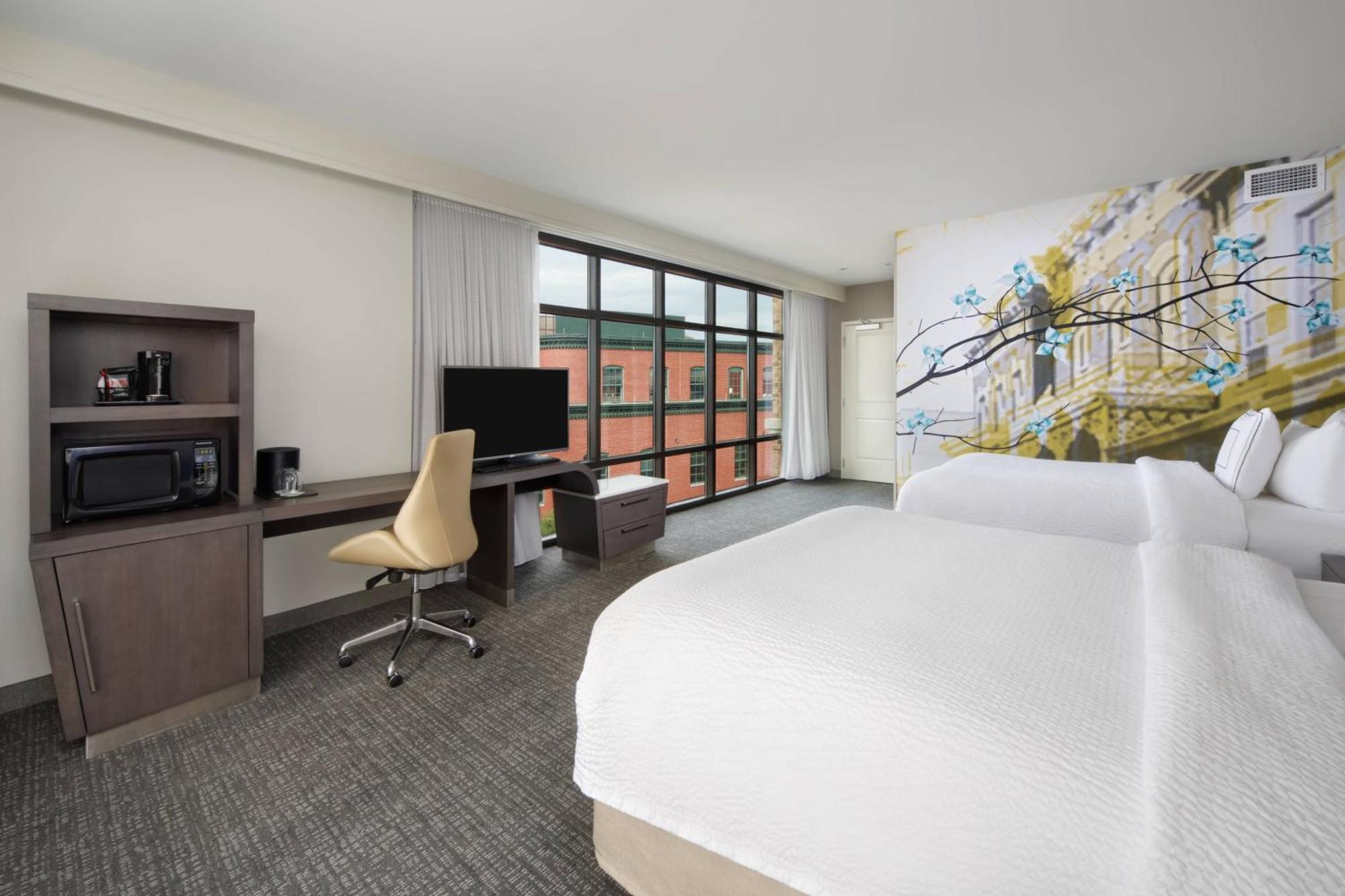 Готель Courtyard By Marriott Richmond Downtown Екстер'єр фото